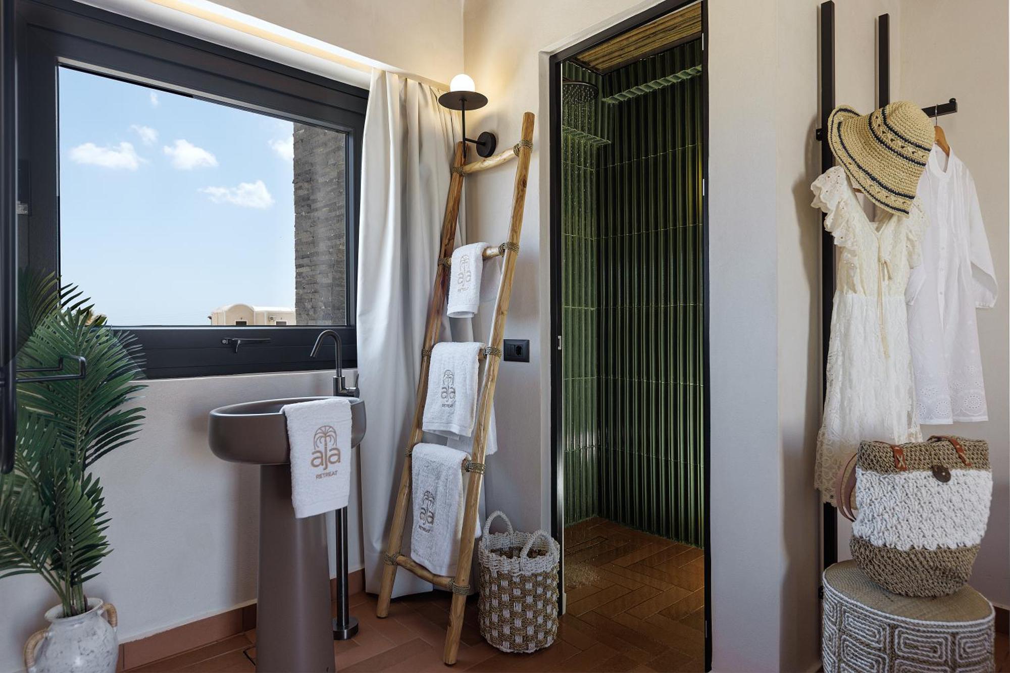 Aja Retreat Luxury Suites Камари Экстерьер фото